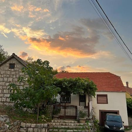 Willa Kuca Za Odmor Nikšić Zewnętrze zdjęcie